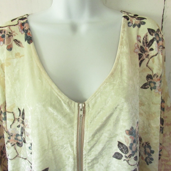 SOLD Maurices Jacket Velvet Flloral Kimono Asian - Picture 2 of 7